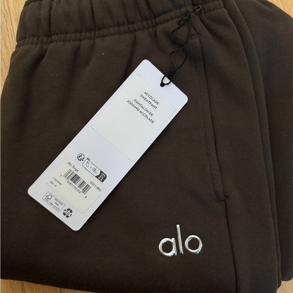 Alo Yoga Accolade Jogger Sweatpant | Espresso | Size S | NWT unisex - Picture 7 of 11